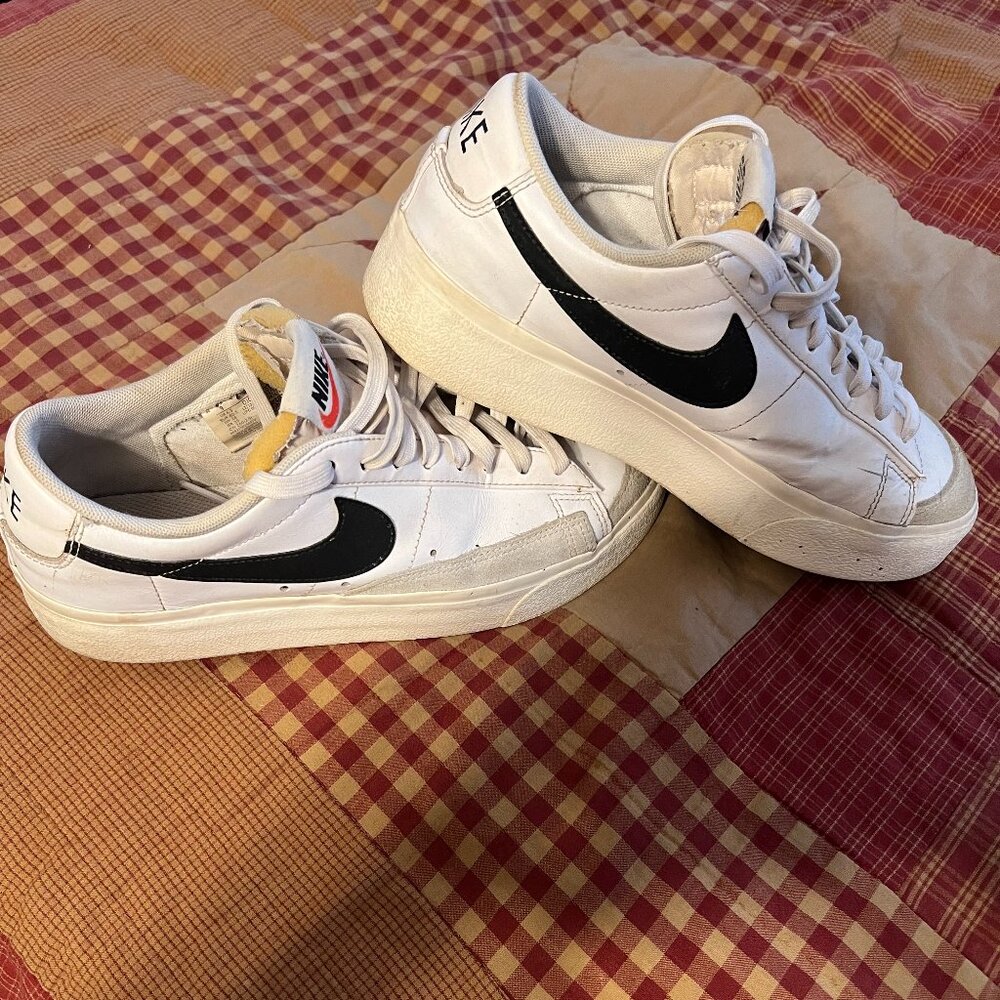 Nike Women's size 9